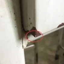 開學了，打起十二分精神，小心身邊的課桌椅